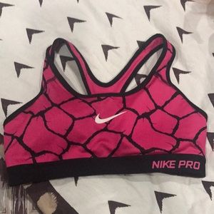 Nike Pro sports bra small